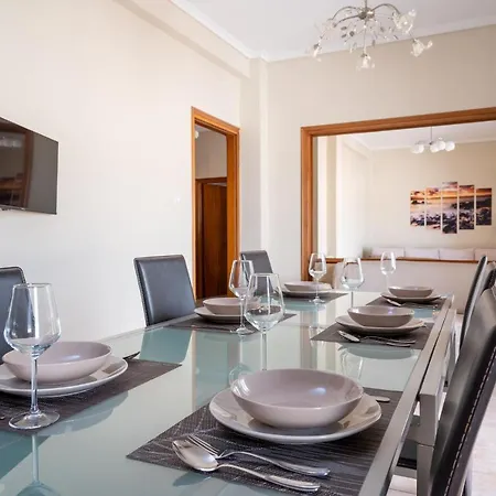 Apartment Pleasures House *