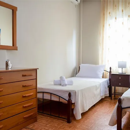 Pleasures House Apartment